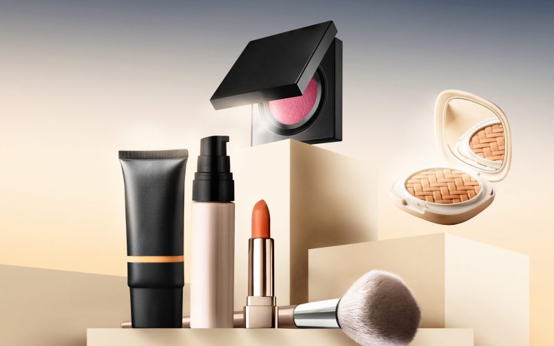 creative-display-makeup-products